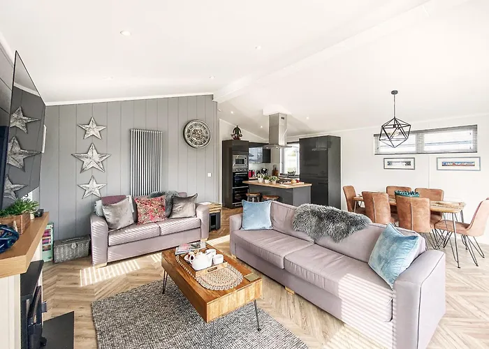Alde Lodge By The Suffolk Cottage Collection